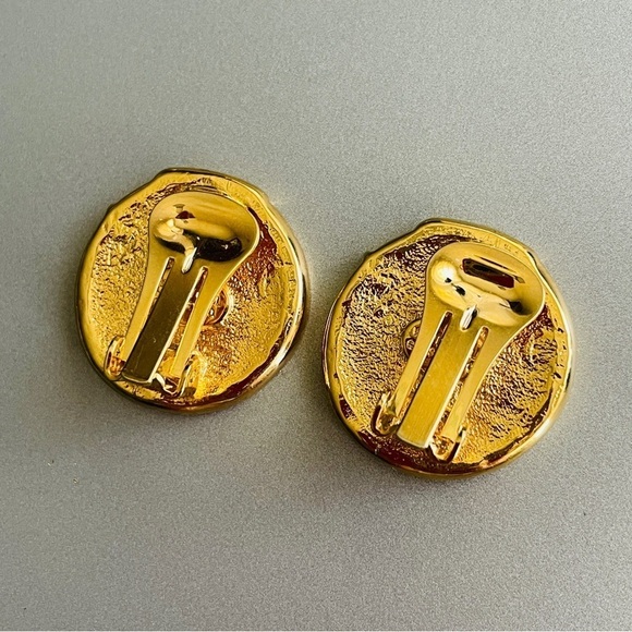 Dick Tracy Wendy Cell Walt Disney Gold Chain Bracelet, Clip Enamel Earri… - Picture 6 of 8